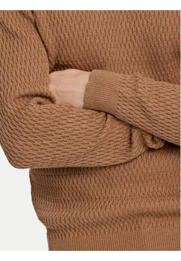 Lindbergh Sweter 30-804052 Beżowy Relaxed Fit. Kolor: beżowy. Materiał: bawełna