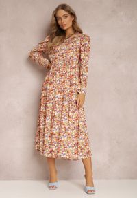 Renee - Fioletowa Sukienka Dorosa. Kolor: fioletowy. Długość rękawa: długi rękaw. Wzór: kwiaty. Długość: midi