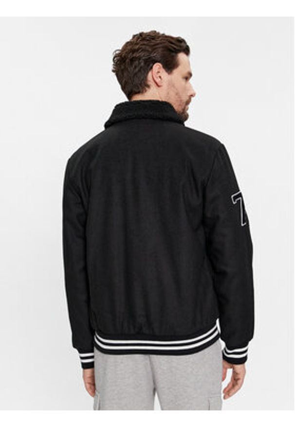 Brave Soul Kurtka bomber MJK-DURDEN Czarny Regular Fit. Kolor: czarny. Materiał: syntetyk