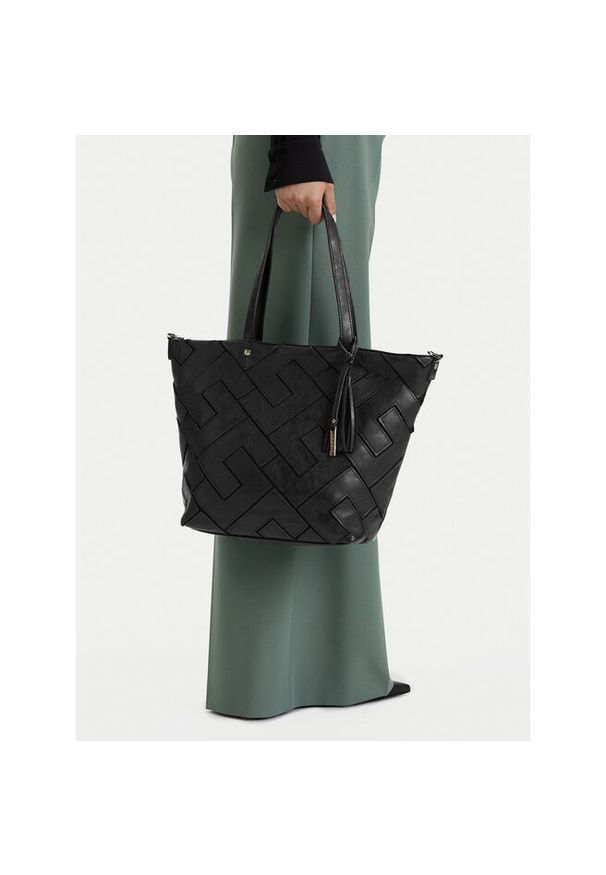 Torebka Lasocki. Kolor: czarny