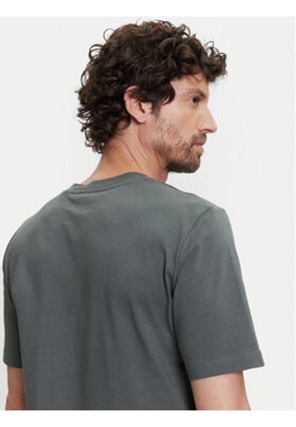 Marc O'Polo T-Shirt B21 2012 51382 Zielony Regular Fit. Typ kołnierza: polo. Kolor: zielony. Materiał: bawełna