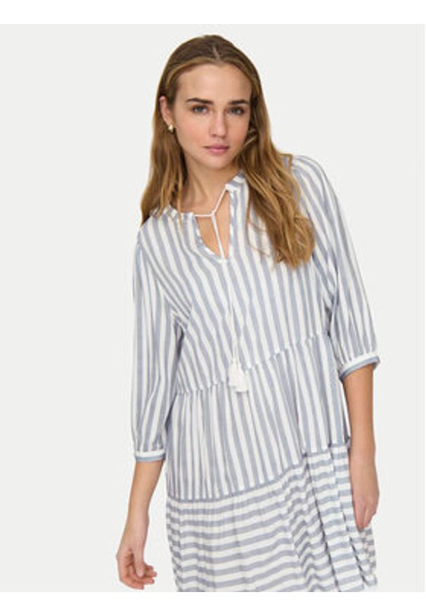 only - ONLY Sukienka letnia Kaya 15220521 Niebieski Regular Fit. Kolor: niebieski. Materiał: wiskoza. Sezon: lato