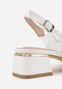 Renee - Białe Eleganckie Sandały VICES z Transparentną Cholewką i Klamrą z Cyrkoniami Qinieth. Zapięcie: klamry. Kolor: biały. Materiał: satyna. Obcas: na obcasie. Styl: elegancki. Wysokość obcasa: średni #7