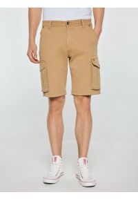 Big-Star - Szorty męskie z kieszeniami cargo beżowe Morrise 801. Okazja: na co dzień. Kolor: beżowy. Materiał: materiał, bawełna, elastan. Styl: casual, sportowy #1