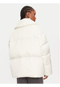 Calvin Klein Kurtka zimowa K20K207720 Écru Regular Fit. Materiał: syntetyk. Sezon: zima #4