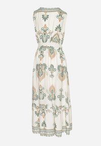 Born2be - Zielona Wiskozowa Sukienka z Kopertowym Dekoltem i Paskiem Eravira. Okazja: na co dzień. Typ kołnierza: dekolt kopertowy. Kolor: zielony. Materiał: wiskoza. Typ sukienki: kopertowe. Styl: klasyczny, casual, elegancki #2