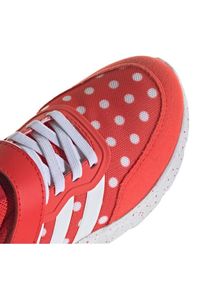 Adidas - Buty adidas Nebzed x Disney Minnie Mouse Running Jr IG5368 czerwone. Okazja: na co dzień. Zapięcie: sznurówki. Kolor: czerwony. Materiał: syntetyk, materiał. Szerokość cholewki: normalna. Wzór: motyw z bajki. Sport: bieganie