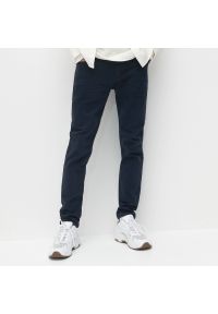Reserved - Spodnie super slim fit - Granatowy. Kolor: niebieski #1