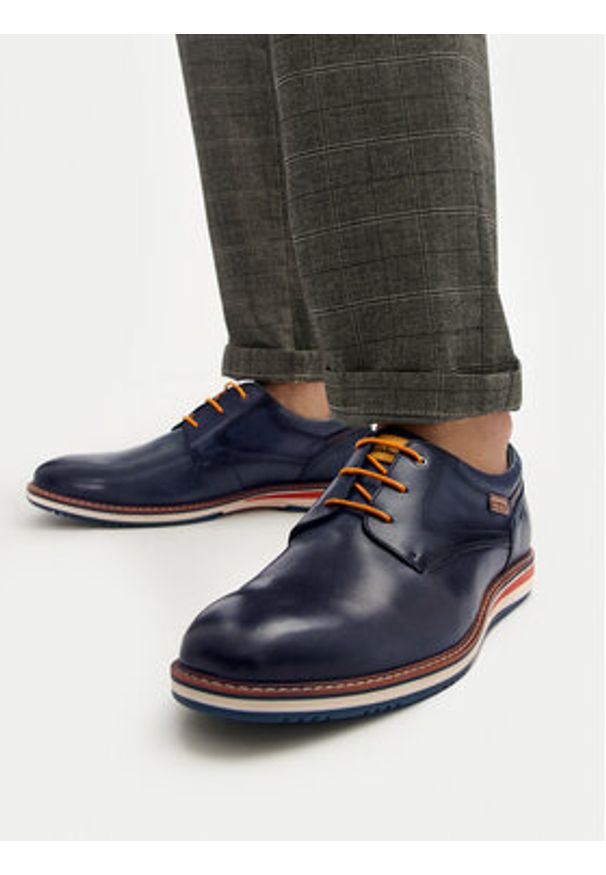 Pikolinos Półbuty M1T-4050C1 Niebieski. Kolor: niebieski. Materiał: skóra