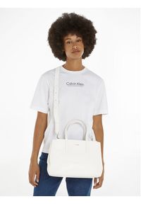 Calvin Klein Torebka Ck Must Tote Md K60K611929 Biały. Kolor: biały. Materiał: skórzane #4