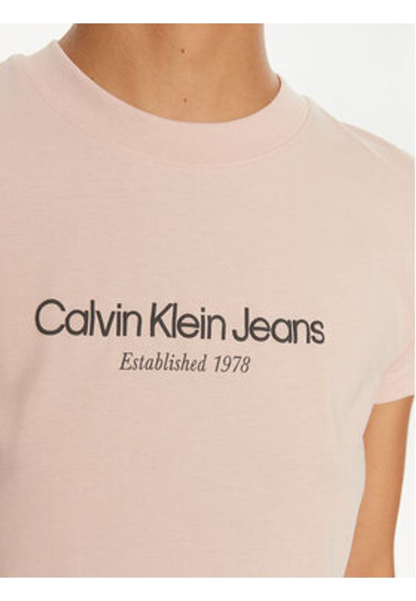 Calvin Klein Jeans T-Shirt J20J224914 Różowy Regular Fit. Kolor: różowy. Materiał: bawełna