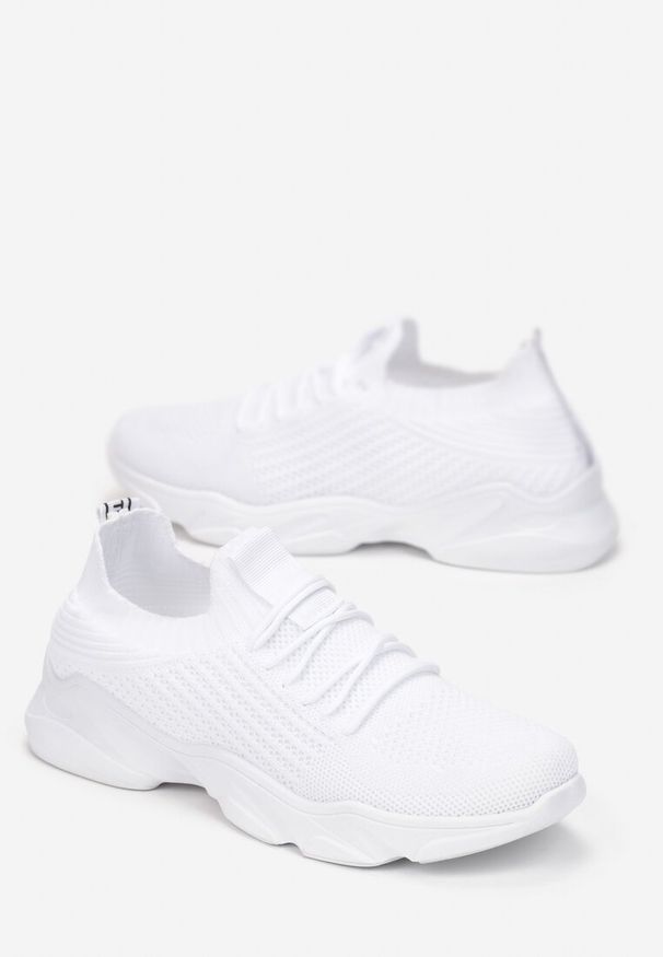 Born2be - Białe Buty Sportowe Asoice. Zapięcie: bez zapięcia. Kolor: biały. Materiał: materiał. Szerokość cholewki: normalna. Wzór: aplikacja