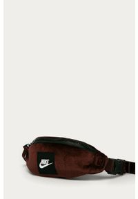Nike Sportswear - Nerka. Kolor: brązowy. Materiał: poliester, materiał. Wzór: gładki #2