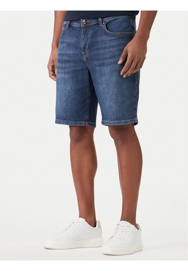 JOOP! Szorty jeansowe Fort 30102825 Niebieski Regular Fit. Kolor: niebieski. Materiał: bawełna