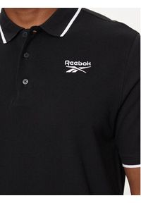 Reebok Polo Identity Small Logo Polo 100073035 Czarny Regular Fit. Typ kołnierza: polo. Kolor: czarny. Materiał: bawełna