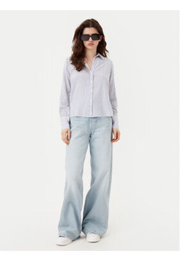 only - ONLY Koszula Berit 15320243 Niebieski Regular Fit. Kolor: niebieski. Materiał: wiskoza