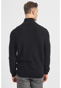 Męski Sweter Mustang Style Emil T Ziptroyer Black 1014440 4142. Okazja: na co dzień. Materiał: bawełna. Długość rękawa: długi rękaw. Długość: krótkie. Styl: casual, elegancki #6