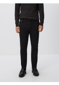 Reserved - Spodnie Slim fit - czarny. Kolor: czarny. Materiał: tkanina, bawełna