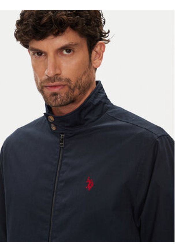 U.S. Polo Assn. Kurtka bomber MUP3260 Granatowy Regular Fit. Typ kołnierza: polo. Kolor: niebieski. Materiał: bawełna