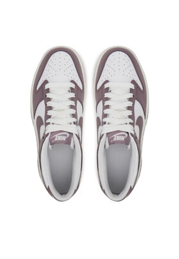 Nike Sneakersy Dunk Low GS IB2887 Biały. Kolor: biały. Materiał: skóra