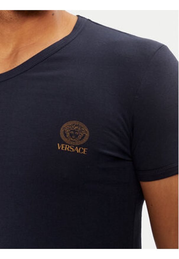 VERSACE - Versace T-Shirt AUU01004 1A1001 Granatowy Regular Fit. Kolor: niebieski. Materiał: bawełna