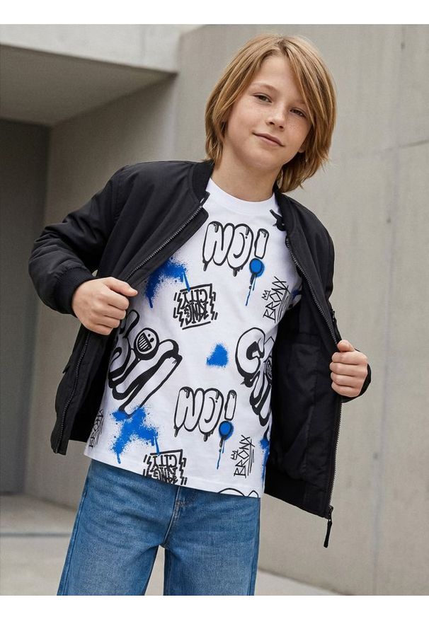 Sinsay - Bawełniana koszulka ze wzorem - biały. Kolor: biały. Materiał: bawełna