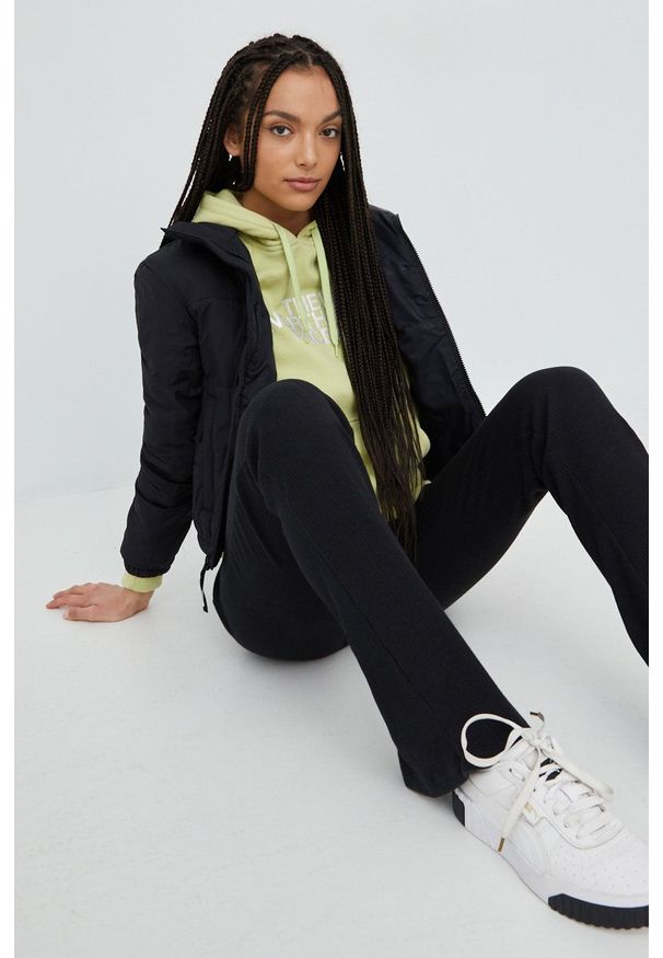 The North Face kurtka W GOSEI PUFFER - EU damska kolor czarny przejściowa oversize. Kolor: czarny. Materiał: syntetyk