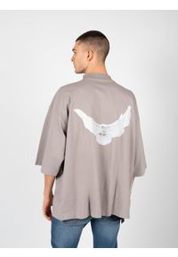 Yeezy Gap Engineered by Balenciaga - Yeezy Gap Engineered By Balenciaga T-Shirt "Dove" | 719615 TMVQ2 | Mężczyzna | Szary. Kolor: szary. Materiał: bawełna. Wzór: nadruk #6