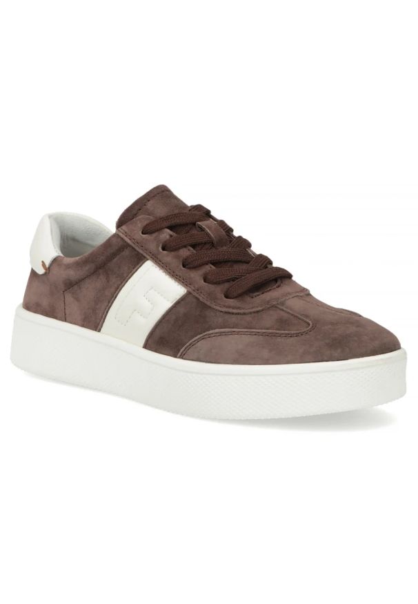 Skórzane półbuty sneakersy damskie na platformie brązowe Filippo DP7533. Okazja: na co dzień. Kolor: brązowy. Materiał: skóra. Szerokość cholewki: normalna. Obcas: na platformie. Styl: casual, sportowy