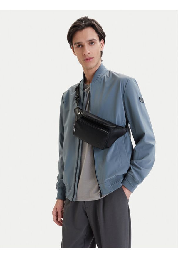 Calvin Klein Nerka Webbing Strap Waistbag LV04D3130G Czarny. Kolor: czarny. Materiał: skóra