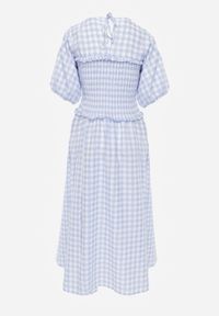 Renee - Jasnoniebieska Sukienka w Stylu Boho z Bawełną w Kratę i Marszczoną Górą Diomereia. Okazja: na co dzień. Kolor: niebieski. Materiał: bawełna. Sezon: lato. Styl: boho #5