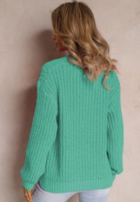 Renee - Zielony Klasyczny Sweter z Modnym Splotem Wykończony Ściągaczami Viala. Kolor: zielony. Wzór: ze splotem. Sezon: zima. Styl: klasyczny #3