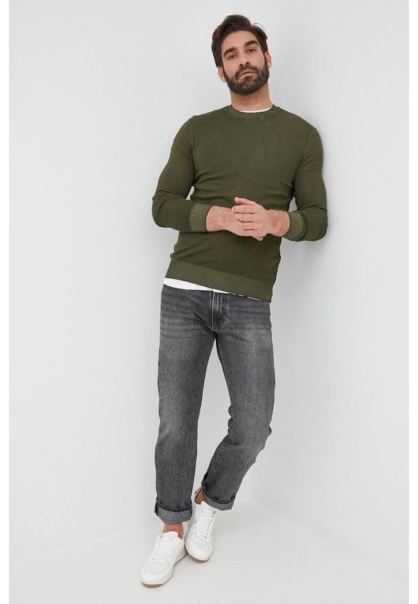 Sisley sweter bawełniany męski kolor zielony lekki. Kolor: zielony. Materiał: bawełna. Długość rękawa: długi rękaw. Długość: długie