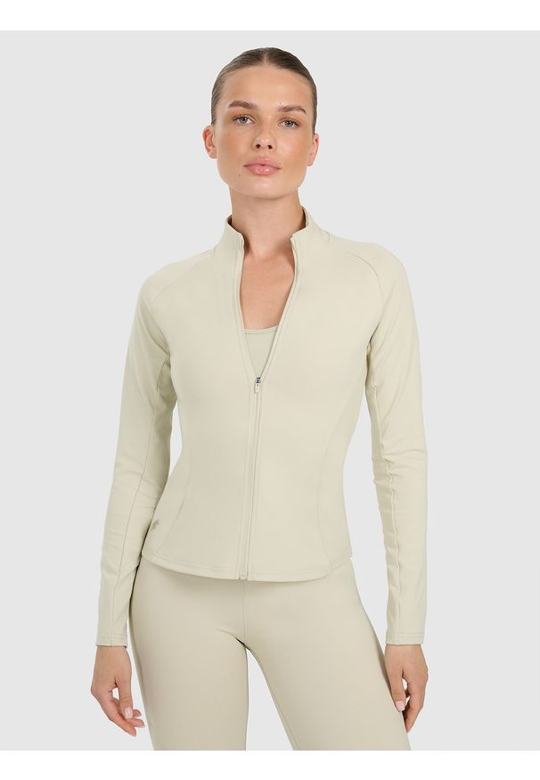 4f - 4F Bluza treningowa slim szybkoschnąca damska - beżowa L. Okazja: na co dzień. Typ kołnierza: bez kaptura, kołnierzyk stójkowy. Kolor: beżowy. Materiał: włókno, syntetyk, materiał. Długość rękawa: raglanowy rękaw. Wzór: gładki. Styl: klasyczny, casual, sportowy