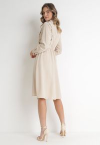 Born2be - Beżowa Sukienka Midi z Gumką w Pasie i Dodatkowym Paskiem ze Sprzączką Zawadi. Kolor: beżowy. Styl: elegancki. Długość: midi #3