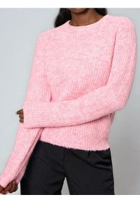 Sinsay - Sweter o grubym splocie z domieszką wełny - różowy. Kolor: różowy. Materiał: wełna. Wzór: ze splotem