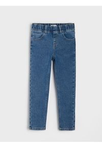 Sinsay - Jeansy relaxed skinny z domieszką wiskozy - granatowy. Kolor: niebieski #1