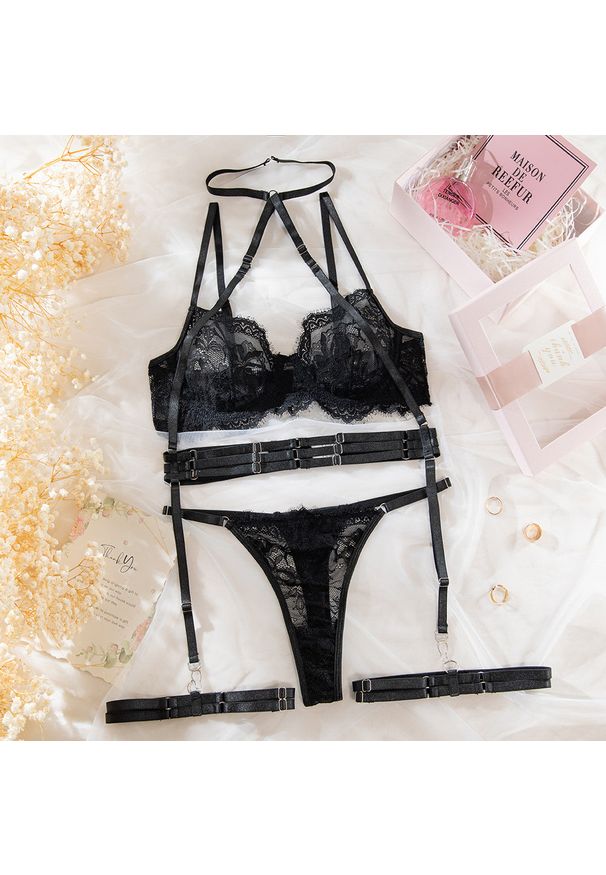 Intica - Komplet bielizny push-up z delikatnej koronki regulowany Verda. Kolor: czarny. Materiał: koronka. Wzór: koronka