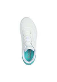 skechers - Buty do chodzenia damskie Skechers 177092WMNT. Kolor: biały, zielony, wielokolorowy. Materiał: guma, skóra, syntetyk, materiał. Szerokość cholewki: normalna. Sport: turystyka piesza
