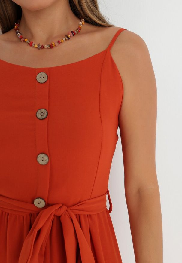 Born2be - Pomarańczowa Sukienka Semazik. Okazja: na co dzień. Kolor: różowy. Materiał: materiał. Długość rękawa: na ramiączkach. Wzór: aplikacja. Sezon: lato. Styl: casual. Długość: maxi