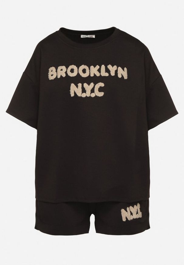 Born2be - Czarny Komplet Oversize z Wiskozą T-shirt i Szorty z Nadrukiem Liravella. Kolor: czarny. Materiał: wiskoza. Wzór: nadruk