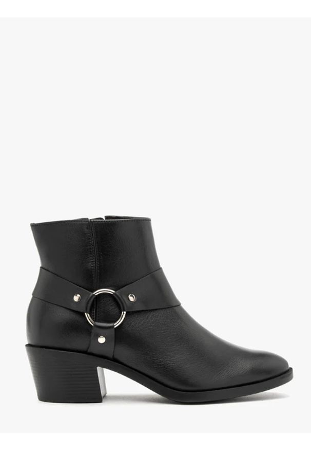 Ryłko - Czarne botki biker boots. Nosek buta: okrągły. Zapięcie: zamek. Kolor: czarny. Szerokość cholewki: normalna. Wysokość cholewki: za kostkę. Materiał: skóra. Obcas: na obcasie. Styl: street, rockowy. Wysokość obcasa: średni