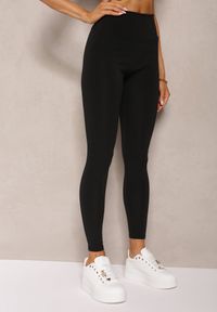 Renee - Czarne Sportowe Legginsy High Waist Quarefia. Stan: podwyższony. Kolor: czarny. Materiał: materiał. Długość: długie. Styl: sportowy #6