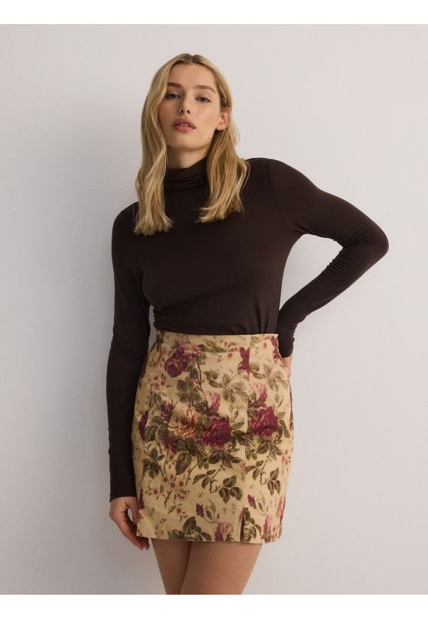 Reserved - Wzorzysta spódnica mini - wielobarwny. Materiał: tkanina, bawełna