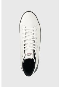 TOMMY HILFIGER - Tommy Hilfiger trampki TH HI VULC CORE CANVAS męskie kolor biały. Nosek buta: okrągły. Zapięcie: sznurówki. Kolor: biały. Materiał: guma #2