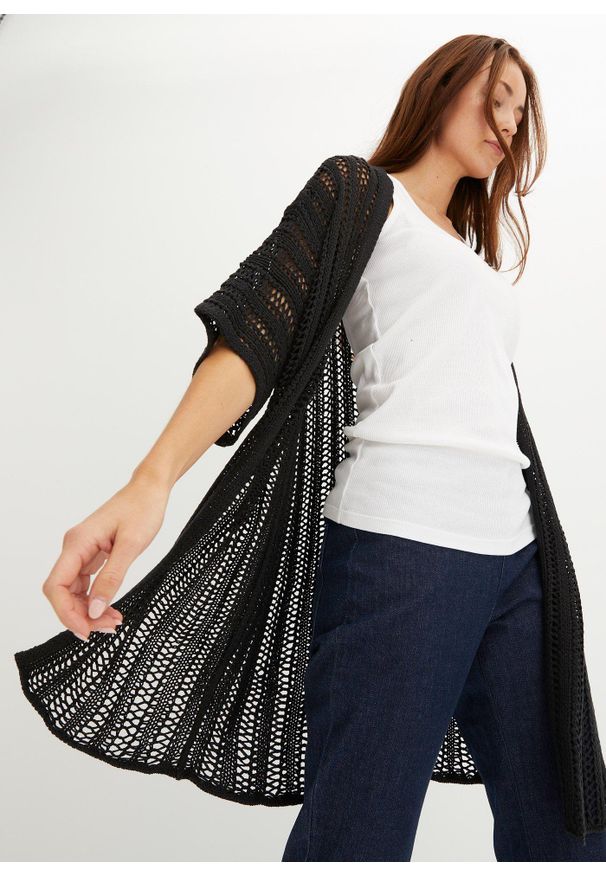 bonprix - Długi sweter ażurowy bez zapięcia. Kolor: czarny. Materiał: dzianina. Długość: długie. Wzór: ażurowy. Sezon: lato