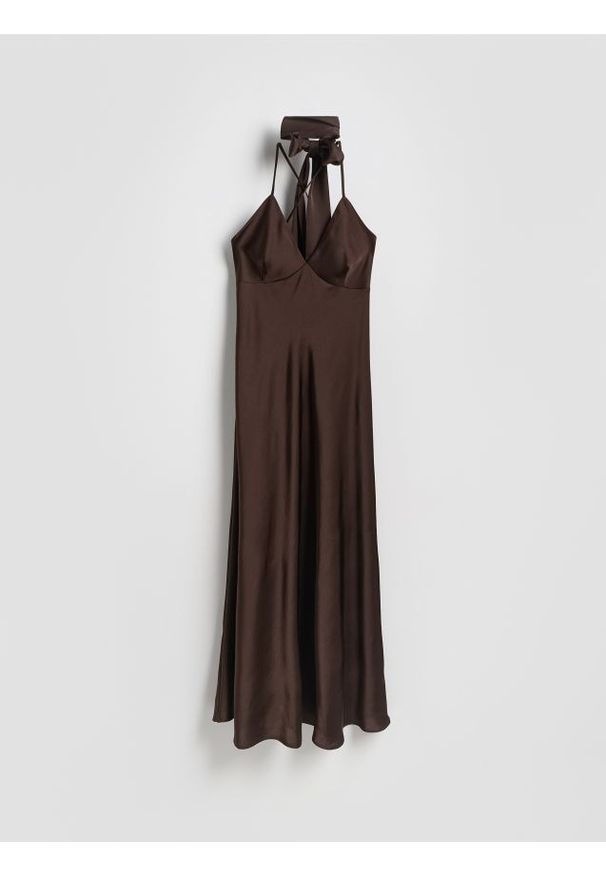 Reserved - Sukienka z szalem - ciemnobrązowy. Kolor: brązowy. Materiał: tkanina. Wzór: gładki. Typ sukienki: proste