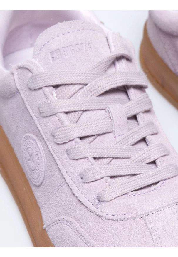 Big-Star - Sneakersy damskie ze skóry naturalnej zamszowej fioletowe RR274850 501. Okazja: na co dzień. Zapięcie: sznurówki. Kolor: fioletowy. Materiał: zamsz, skóra