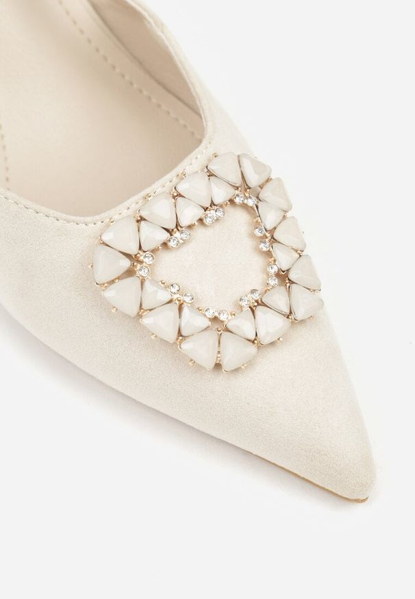 Renee - Jasnobeżowe Sandały na Szpilce Ozdobione Aplikacją z Cyrkoniami Orinriane. Zapięcie: sprzączka. Kolor: beżowy. Materiał: jeans. Wzór: aplikacja. Obcas: na szpilce. Styl: klasyczny