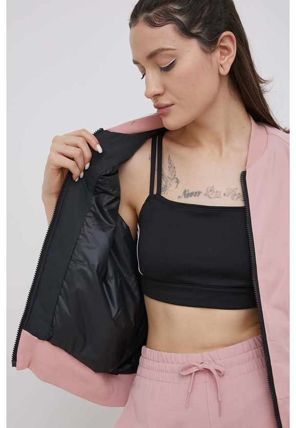 adidas Performance kurtka bomber x Karlie Kloss damski kolor różowy przejściowa. Kolor: różowy. Materiał: materiał, włókno. Wzór: gładki
